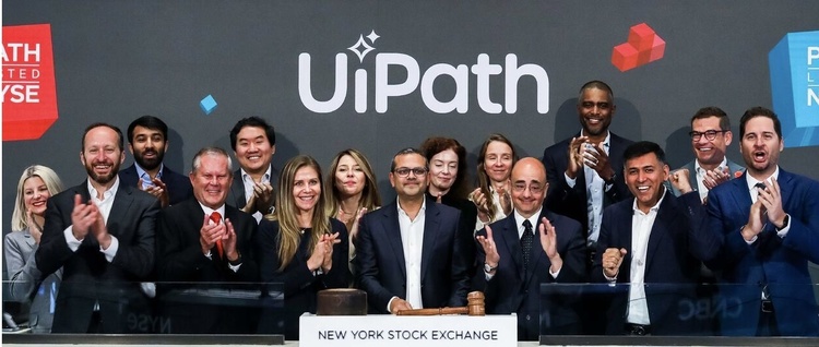 UiPath, entuziasmat de rezultate, decide schimbări în conducere pentru etapa următoare