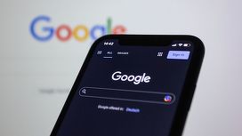 Google Traducere pentru Android traduce instantaneu textele surprinse cu camera telefonului