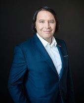 Șeful Orange România, prelungire de mandat