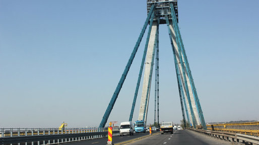 CNADNR mai prelungește cu 15 zile restricțiile de circulație pe podul vechi de la Agigea