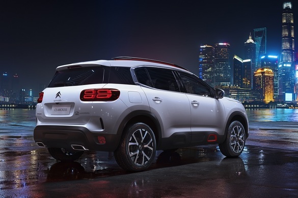 FOTO Noul SUV Citroen C5 Aircross a fost lansat la Shanghai. Când va apărea și în Europa