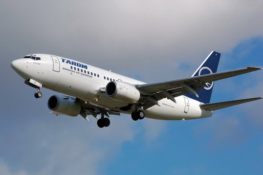 Tarom a anulat un zbor pe ruta Madrid-București după ce un avion a aspirat o pasăre în motor