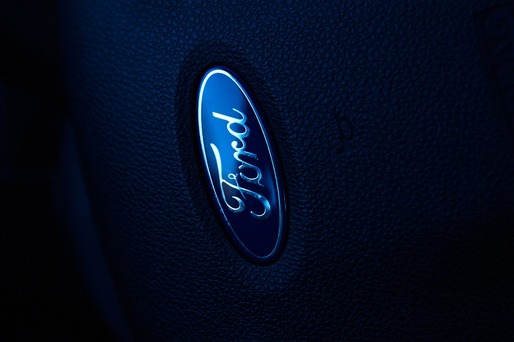 Ford: Vânzările de vehicule comerciale ușoare vor contribui la profitabilitatea din Europa