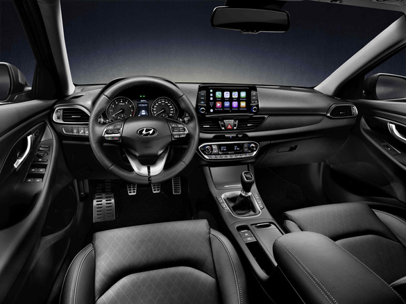 Hyundai a lansat caroseria Fastback pentru i30, împreună cu versiunea sportivă i30 N