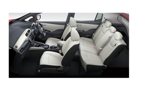 FOTO Nissan Leaf, prezentat în detaliu, înainte de debutul de la Frankfurt. Are o autonomie de 400 km și funcții de conducere autonomă