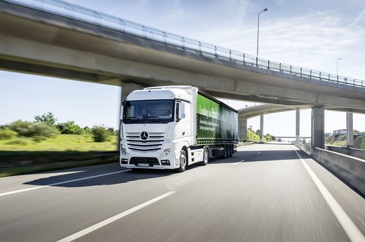 Daimler Trucks anunță un rezultat peste așteptări în 2017. Mercedes Benz România rămâne liderul  pieței locale de camioane