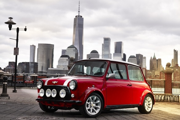 FOTO Mini Cooper Clasic, cu motor electric, prezentat la New York, ca avanpremieră la viitorul Mini Electric