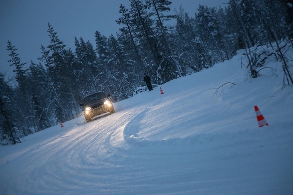 FOTO Anvelope de iarnă: testele clubului german ACE au plasat Continental WinterContact TS 860 pe primul loc și în acest sezon