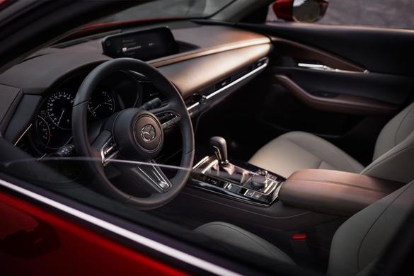 FOTO Mazda a surprins cu noul model crossover CX-30, prezentat în premieră mondială la Geneva