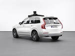 FOTO Volvo și Uber au prezentat noul model de vehicul autonom. Uber va testa livrarea de mâncare cu drona 