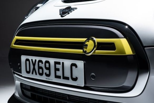 FOTO BMW Group a lansat Mini Electric, versiunea electrică a lui Mini Hatch