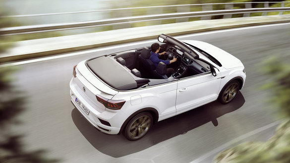 FOTO VW lansează T-Roc Cabriolet, o caroserie în scădere de popularitate