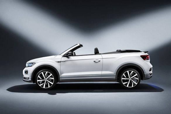 FOTO VW lansează T-Roc Cabriolet, o caroserie în scădere de popularitate