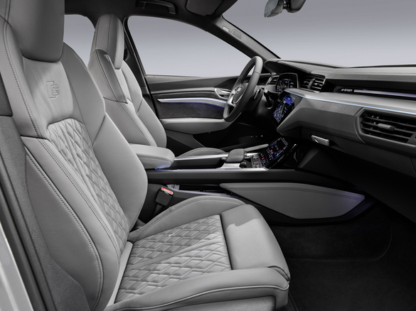 FOTO Audi a lansat al doilea model electric: e-tron Sportback, un SUV coupe