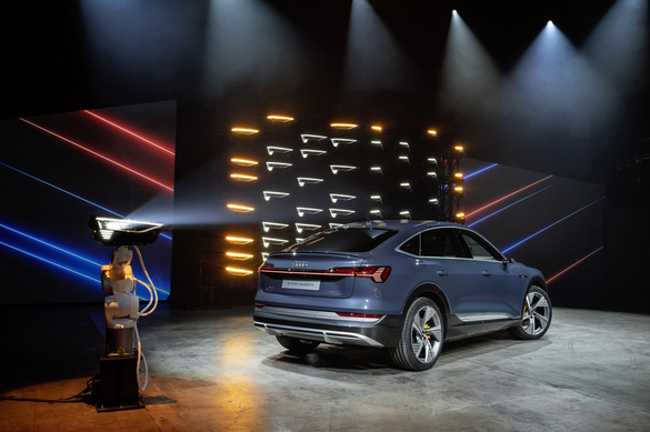 FOTO Audi a lansat al doilea model electric: e-tron Sportback, un SUV coupe