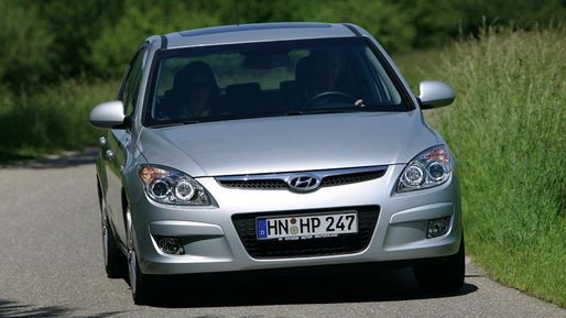 Hyundai recheamă în service modelul i30, în România, pentru probleme ale airbagurilor