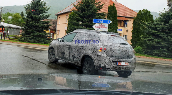 EXCLUSIV Primele imagini VIDEO&FOTO cu noua Dacia Sandero Stepway, pe șoselele din România