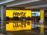 Compania de închirieri auto Hertz cere protecția falimentului în SUA din cauza COVID-19
