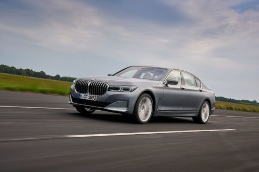 BMW nu renunță la diesel: noi motoare de top pentru BMW Seria 7