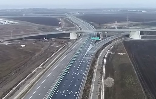 FOTO Lotul 1 al Autostrăzii Sebeș-Turda, care are aproape 15 kilometri și care trebuie finalizat în 2016, deschis traficului