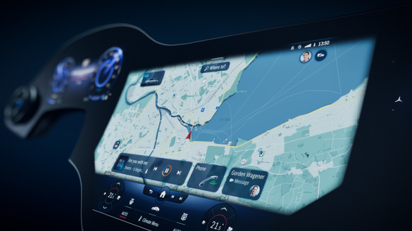VIDEO & FOTO Mercedes propune noul display MBUX Hyperscreen, computerul de bord care învață comportamentul șoferului