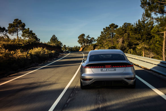 FOTO Audi A6 e-tron, conceptul care anticipează prima limuzină electrică a mărcii, prezentat la Shanghai