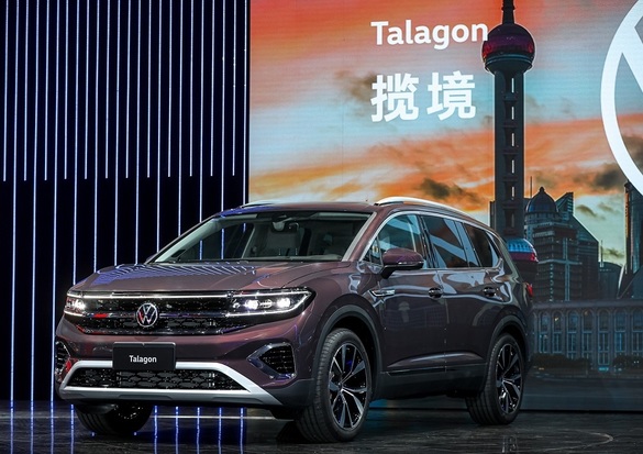 FOTO VW a mers la Salonul Auto din Shanghai decisă să-și consolideze poziția: a prezentat cele două versiuni ale ID.6, dar și cel mai mare SUV din istoria mărcii, Talagon