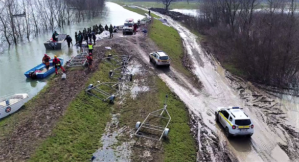 VIDEO & FOTO Dacia Duster, folosită de salvamontiștii sloveni, croați și sârbi 