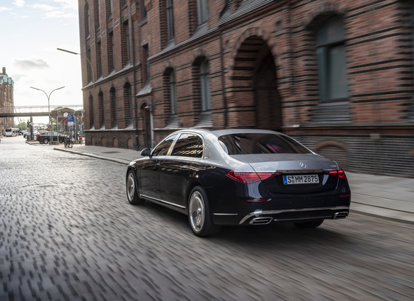 FOTO Mercedes lansează noua generație Maybach S-Class, cea mai luxoasă versiune a limuzinei germane