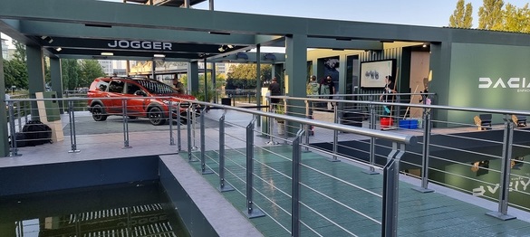 FOTO Corespondență din München – Dacia Jogger a debutat la Salonul Auto IAA, alături de noul logo al mărcii și noile culori de brand