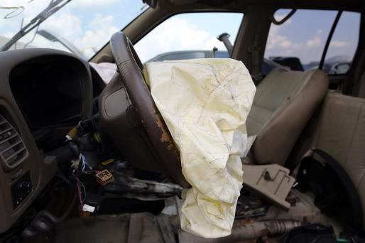 SUA anchetează 30 de milioane de vehicule echipate cu airbag-urile defecte produse de Takata
