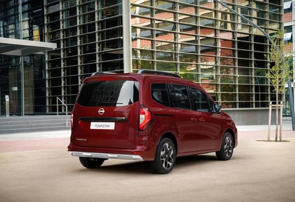 VIDEO & FOTO Nissan lansează în Europa Townstar, propria versiune a lui Kangoo, cu propulsie electrică