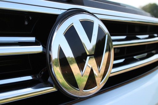 Volkswagen nu se așteaptă ca deficitul global de semiconductori să se încheie în acest an