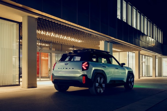 FOTO MINI schimbă radical designul cu conceptul Aceman, un crossover electric de dimensiunile Dacia Spring