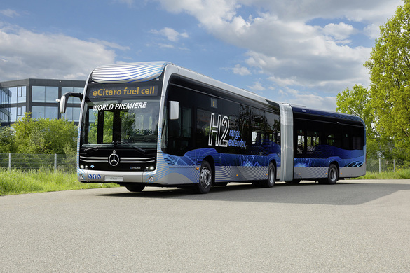 FOTO Mercedes prezintă în premieră un autobuz eCitaro cu hidrogen