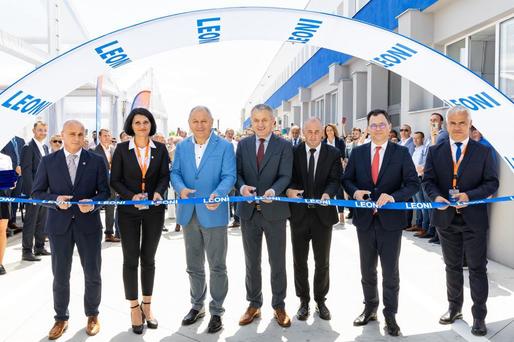 FOTO Grupul Leoni, preluat recent de miliardarul austriac Stefan Pierer, deschide o nouă fabrică în România