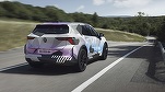 FOTO Primul SUV electric al Renault, fotografiat în timpul testelor