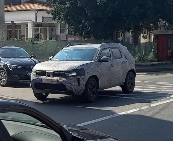 FOTO-SPION Noul Dacia Duster 3, surprins în teste în România