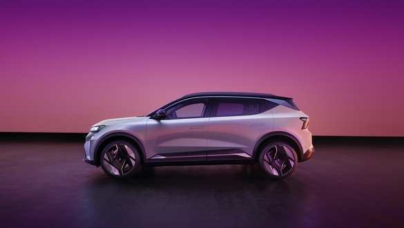 FOTO & VIDEO Renault a prezentat primul său SUV electric din istoria mărcii