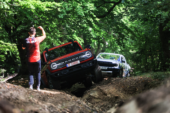 FOTO & VIDEO TEST DRIVE Ford Bronco versus Ford Ranger: cel mai nou off-roader din Europa a ajuns în România