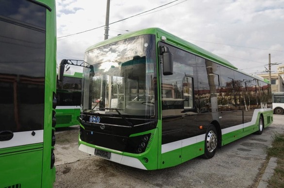 FOTO Nicușor Dan anunță: 100 de autobuze electrice noi intră pe traseu