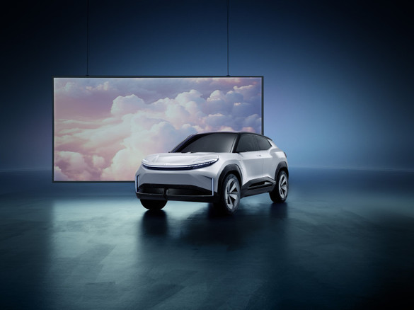 FOTO Toyota a prezentat în Europa cele mai noi concepte electrice
