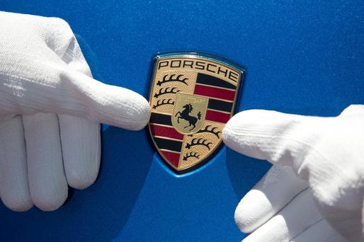 Producătorul de mașini de lux Porsche le acordă angajaților bonus de până la 9.690 de euro