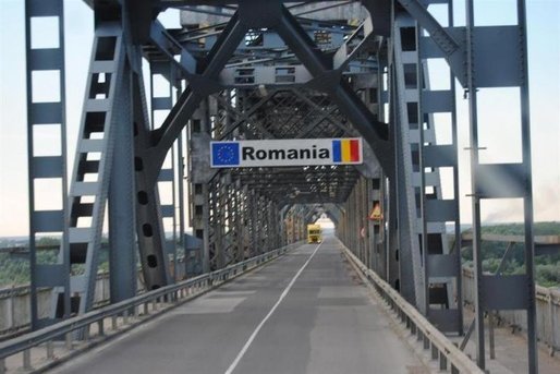 Podul Giurgiu-Ruse intră în reparații pe partea bulgărească. Trafic pe o singură bandă