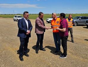 VIDEO&FOTO Umbrărescu avansează la un nou tronson de pe Autostrada Moldovei