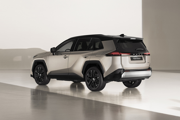 VIDEO & FOTO Toyota a prezentat în premieră noua generație RAV4