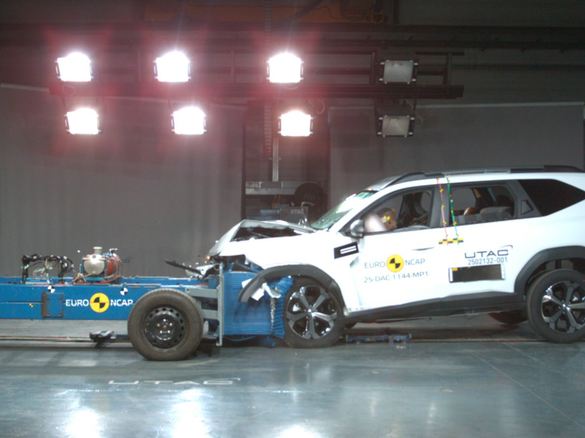 ULTIMA ORĂ VIDEO Dacia Bigster, testat de EuroNCAP. Juriul nu s-a abținut de la comentarii referitoare la reputația mărcii