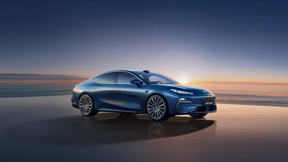FOTO SPION cu noul automobil care va avea autonomie 2.100 de km
