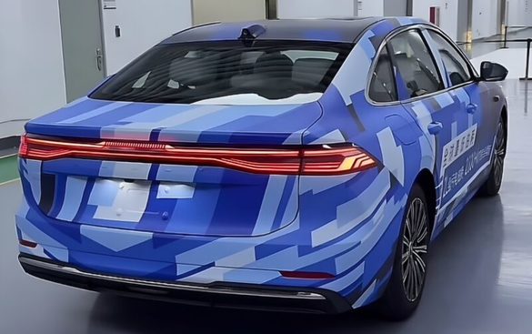 FOTO SPION cu noul automobil care va avea autonomie 2.100 de km