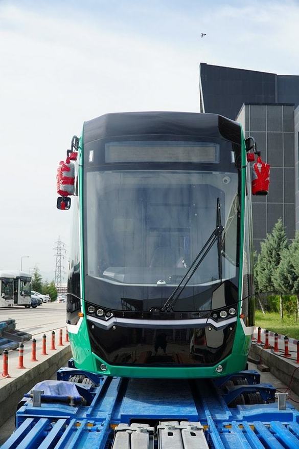 FOTO Un nou tramvai Bozankaya a ajuns în Iași